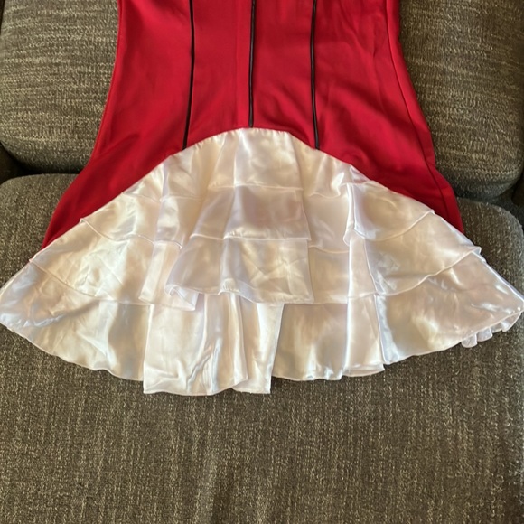 Halloween Costume VIP Valet Service Dreamgirl Costume - Picture 11 of 16